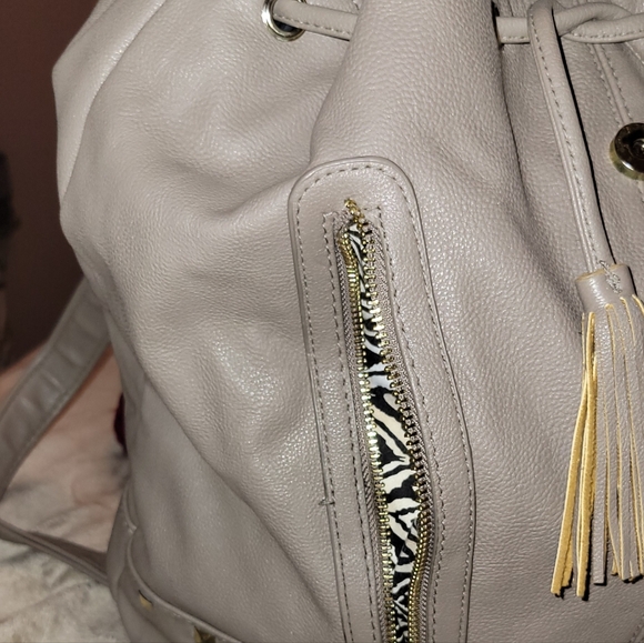 Large Backpack - Picture 4 of 14